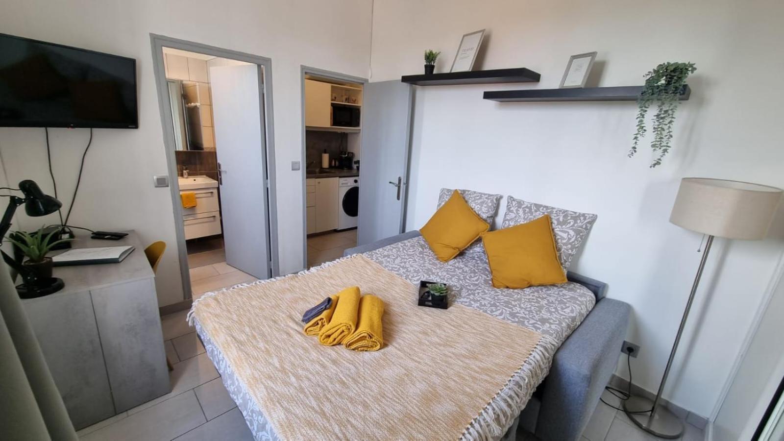 Studio Cosy - Manoir Securise - Avon Екстериор снимка